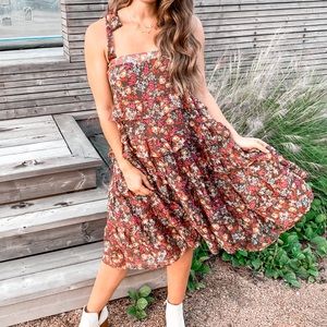 Floral Tiered Dress // size small